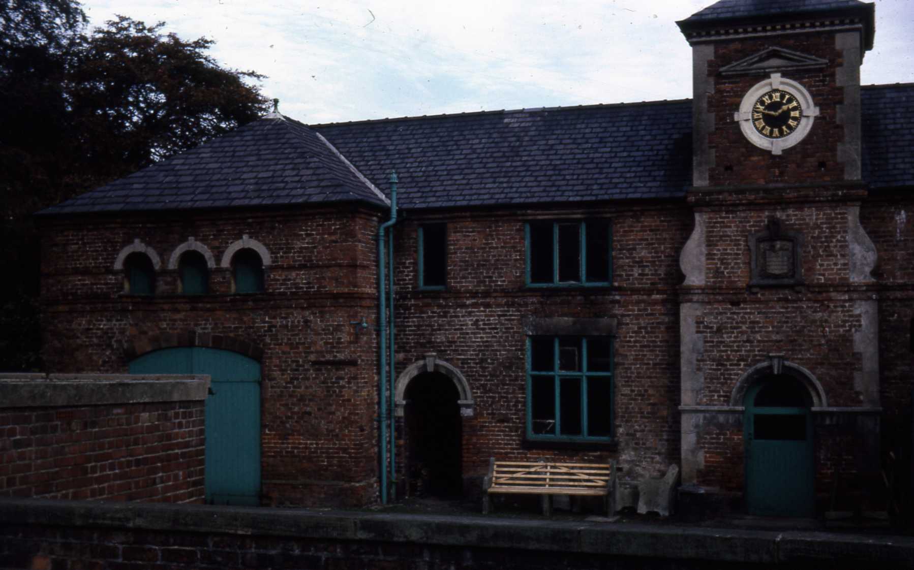 D9 002 1830 Door and Window Heads. Coach House and Stables. Castle Park.jpg